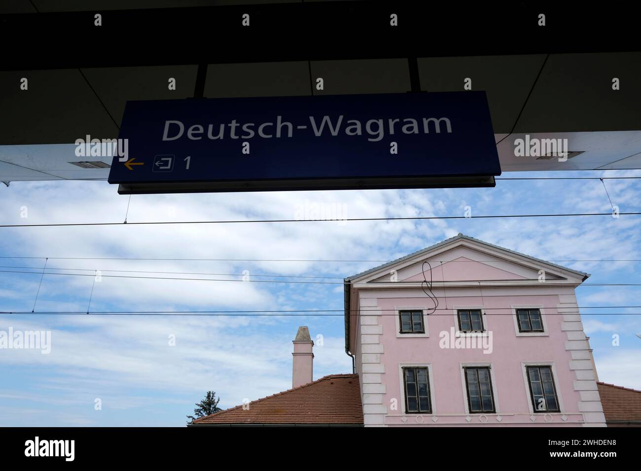 Österreich, Deutsch-Wagram, Bahnhof Stockfoto