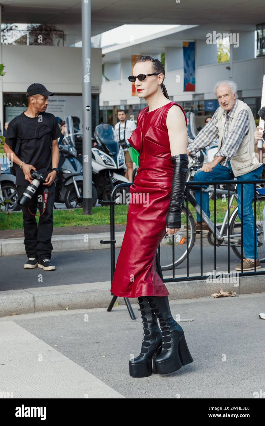 Jordan Roth außerhalb der Salvatore Ferragamo Show während der Mailand Fashion Week Damenbekleidung Frühjahr/Sommer 2024. Stockfoto