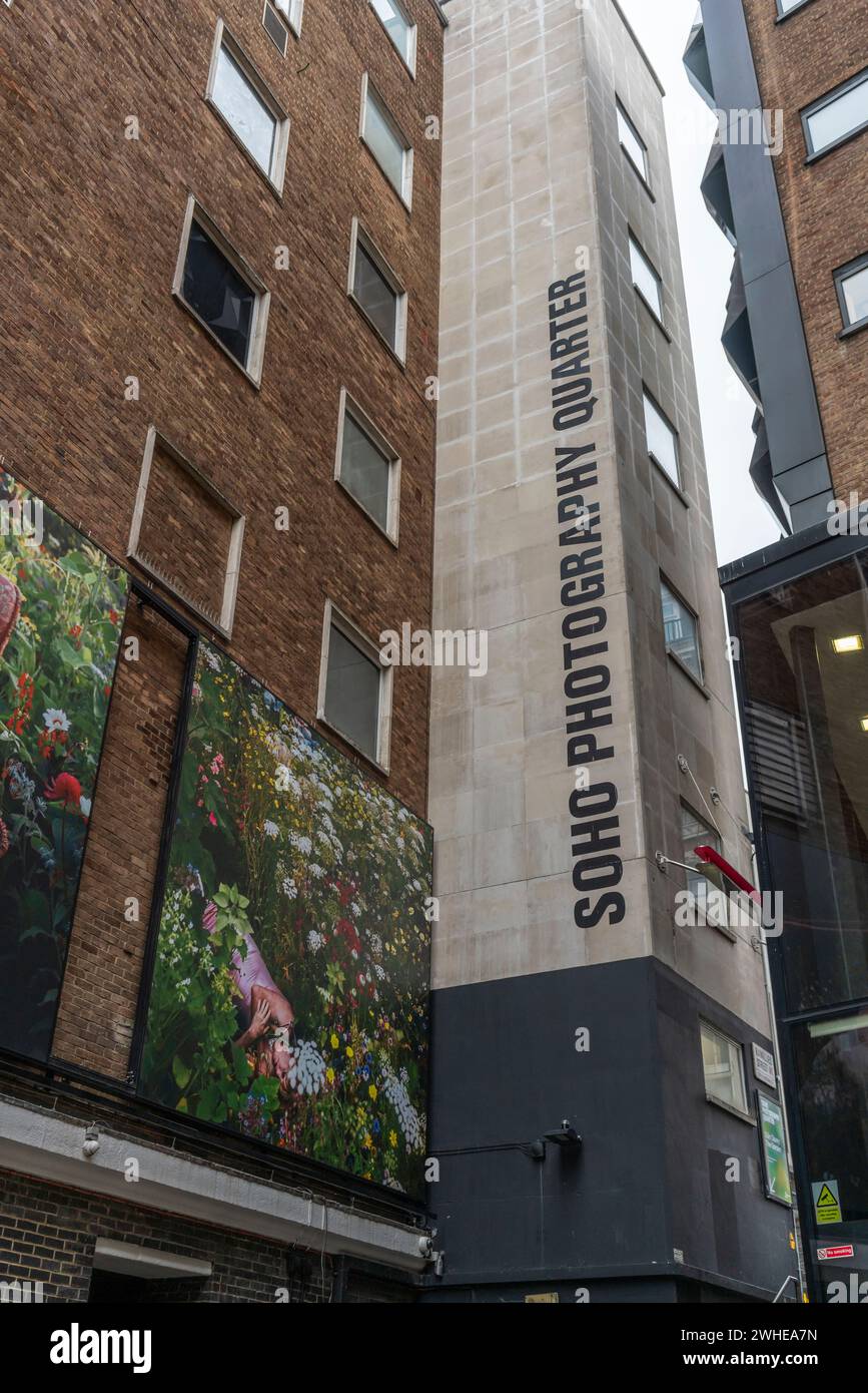 Siân Davey: 'The Garden' - Freiluftausstellung im Soho Photography Quarter in der Ramillies Street W1, London, England, Großbritannien Stockfoto