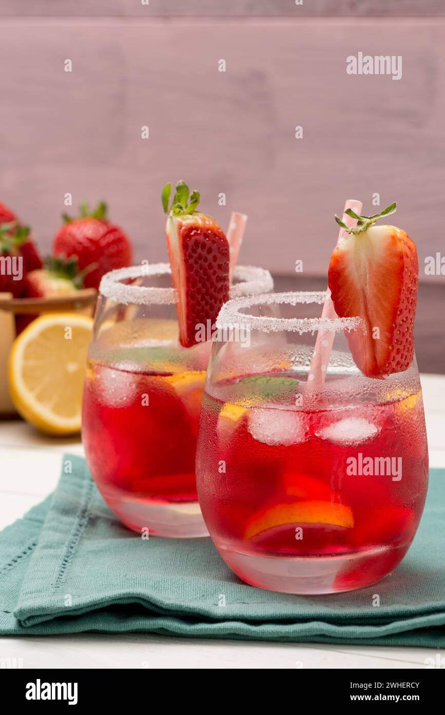Kaltes Erdbeergetränk Stockfoto