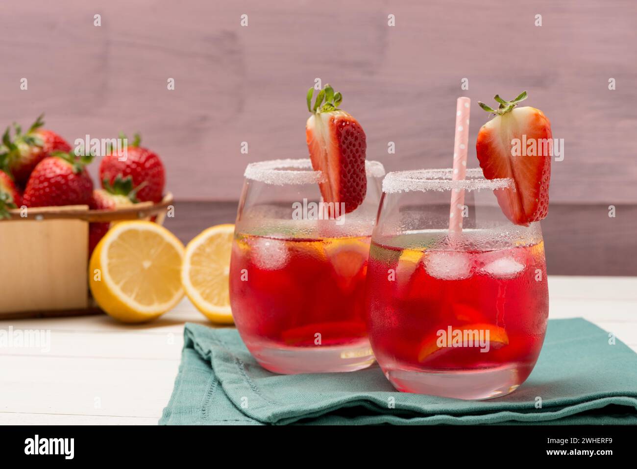 Kaltes Erdbeergetränk Stockfoto