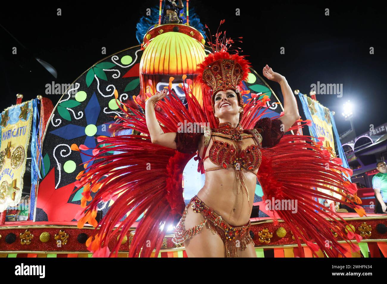 DESFILES SERIE OURO DO CARNAVAL DO RIO DE JANEIRO RJ, 10/2023 - Karneval /Rio de Janeiro Gold Series Schools Parade - Inocentes de Belford Roxo ist die vierte Schule, die in den frühen Morgenstunden dieses Samstag in der Gold Series Parade, Sambodromo da Sapucai, in Rio von Janiero 10. IMAGO / Erbs Jr Rio de Janeiro Brasilien Copyright: XErbsxJrx Stockfoto