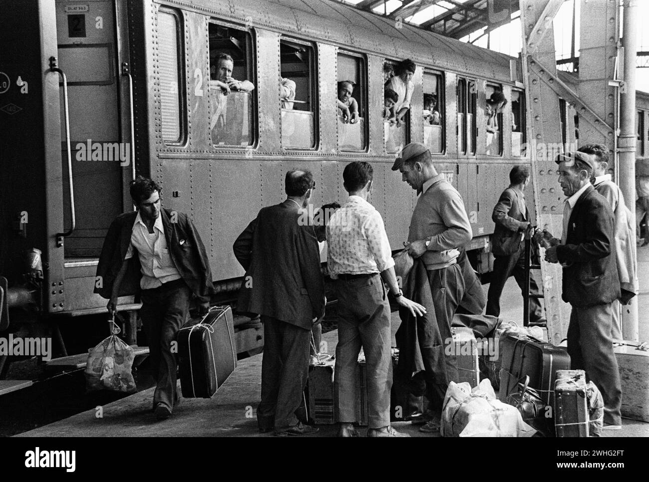 [frankreich pyrenäen orientales perpignan Bahnhof spanische Einwanderung Weinbergarbeiter für die Ernte Stockfoto