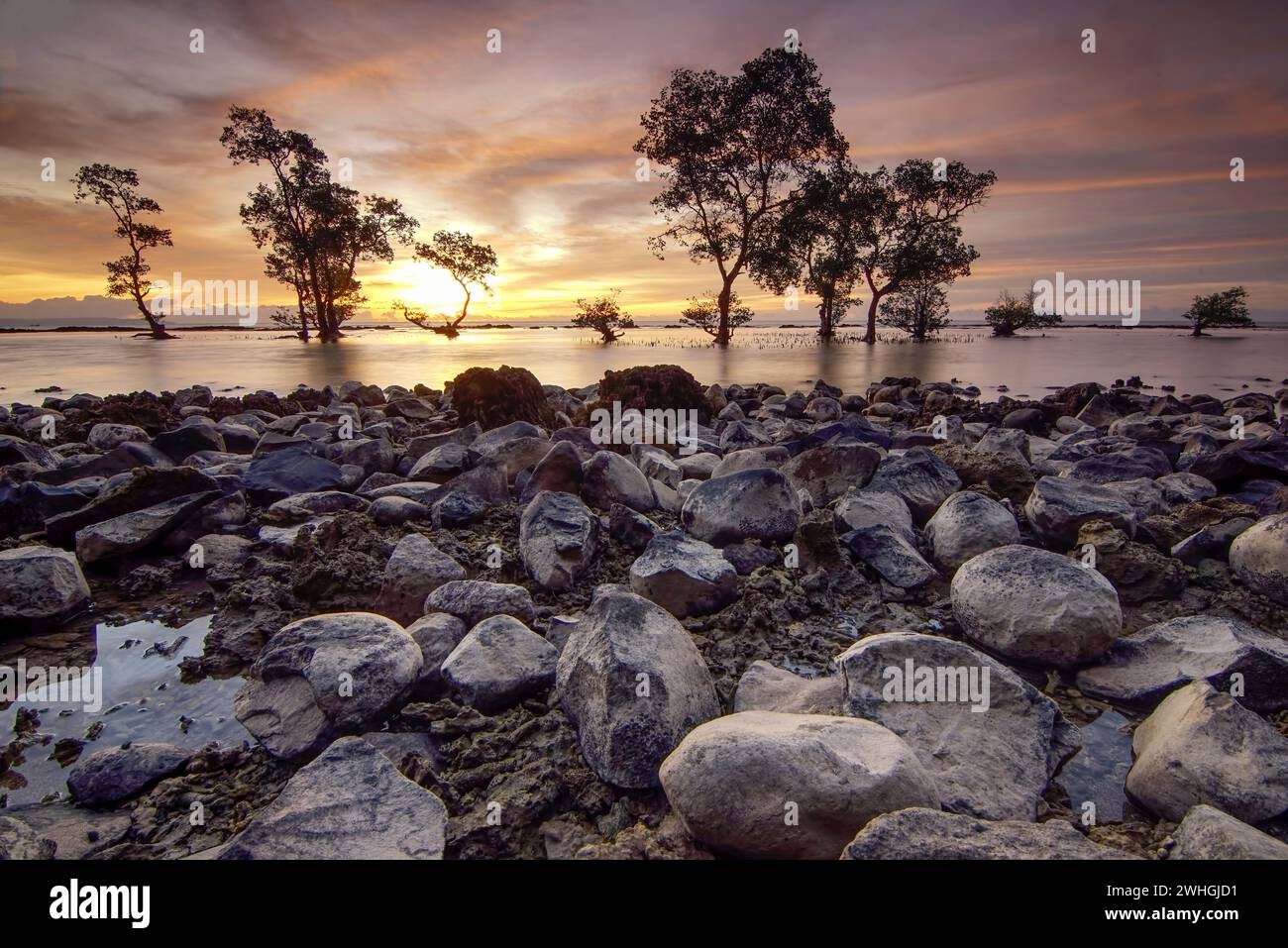 Sonnenuntergang Momen am laguna Beach, West java.indonesia Stockfoto