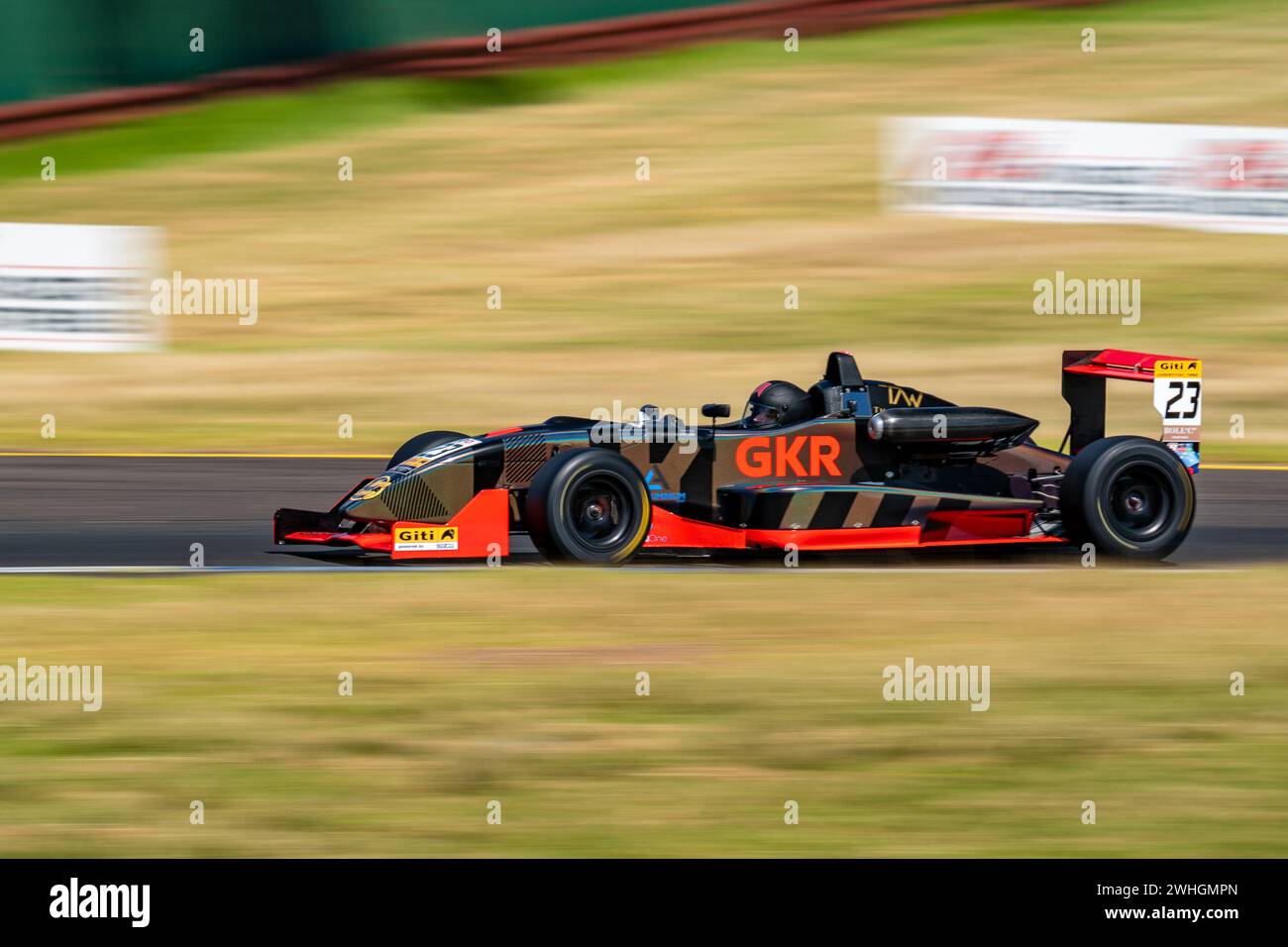 Sandown Park, Australien. Februar 2024. George Kantzios navigiert Runde 3 während der Qualifikation für die Giti Australian Formula Open am Samstag beim Shannon’s Speed Series Race Sandown Credit: James Forrester/Alamy Live News Stockfoto