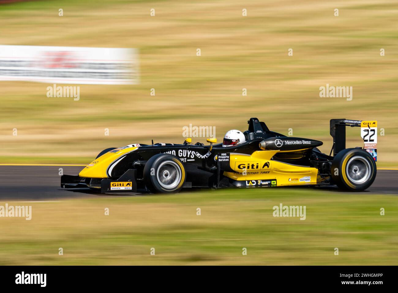 Sandown Park, Australien. Februar 2024. Beau Russel (#22) wird während der Qualifikation für die Giti Australian Formula Open am Samstag beim Shannon’s Speed Series Race Sandown in Kurve 3. Credit: James Forrester/Alamy Live News Stockfoto