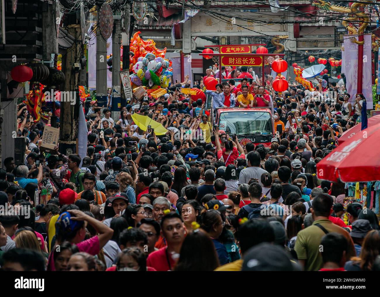 Manila, Nationale Hauptstadtregion, Philippinen. Februar 2024. Filipinos feiern das Mondneujahr des Holzdrachen in Binondo, der als älteste China-Stadt der Welt gilt, Manila auf den Philippinen (Credit Image: © Jose Monsieur Santos/ZUMA Press Wire) NUR REDAKTIONELLE VERWENDUNG! Nicht für kommerzielle ZWECKE! Quelle: ZUMA Press, Inc./Alamy Live News Stockfoto