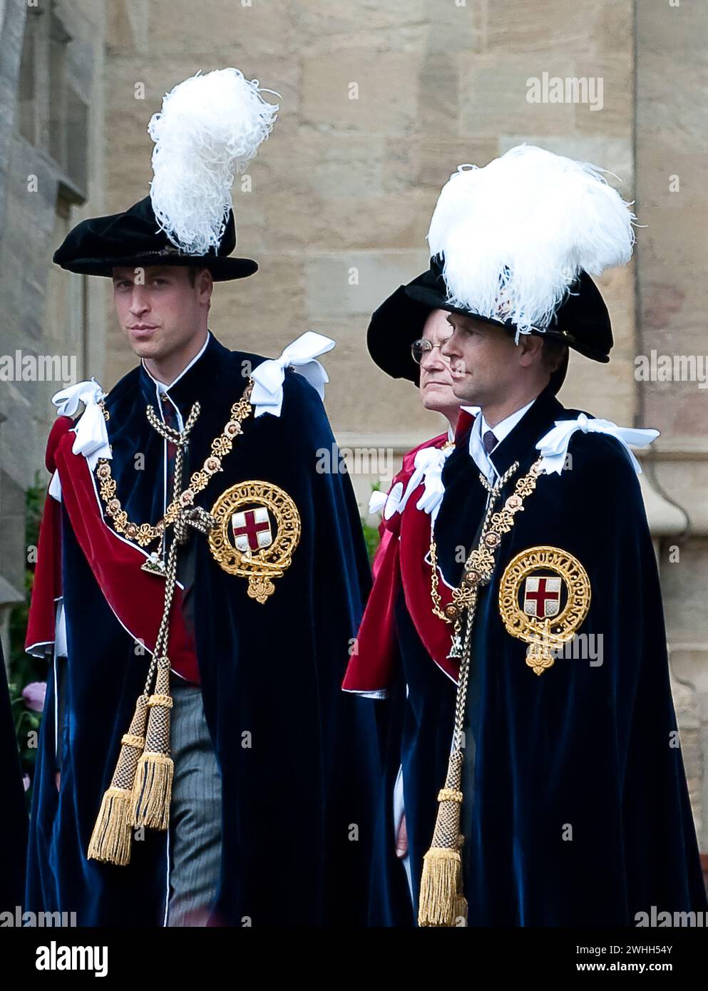 Windsor, Berkshire, Großbritannien. Juni 2010. Prinz William und Prinz Edward nehmen an der jährlichen Garter Ceremony in Windsor Castle, Berkshire, Teil. Kredit: Maureen McLean/Alamy Stockfoto