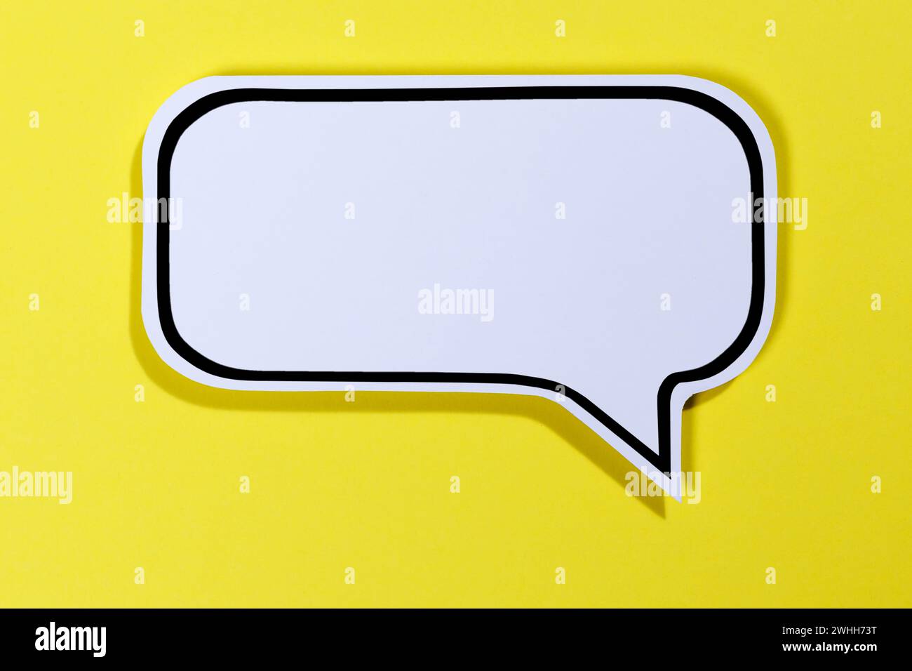 Stuttgart - 17. Januar 2024: Speech Bubble with Text-free Space Copyspace as A Communication Information Concept Talk in Stuttgart. Stockfoto
