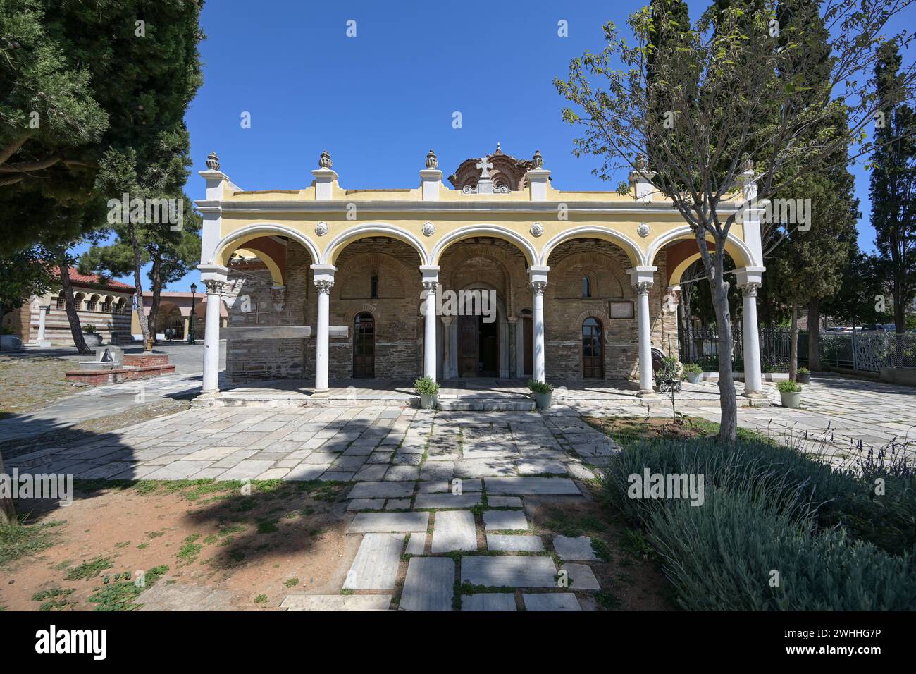 Kloster Vlatades, historischer byzantinischer Tempel in der Oberstadt Thessaloniki, Griechenland, seit 1988 UNESCO-Weltkulturerbe, Stockfoto
