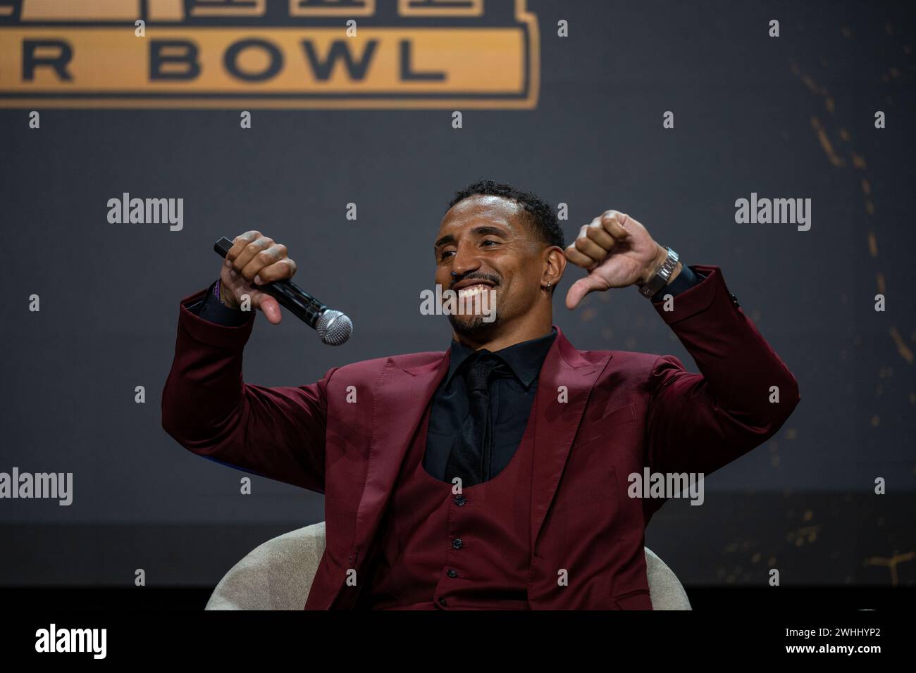 Las Vegas, USA. Februar 2024. Super Bowl LVIII, Podiumsdiskussion der National Football League. Der deutsche NFL-Pro Jakob Johnson nimmt an einer NFL-Podiumsdiskussion über internationale Spieler Teil. Quelle: Maximilian Haupt/dpa/Alamy Live News Stockfoto