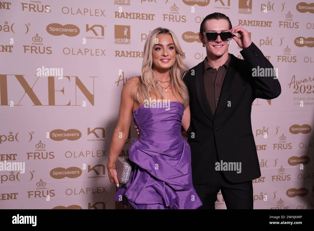 Oslo 20240209. Tonje Frigstad und Birk Ruud auf dem roten Teppich vor der Verleihung der Vixen Awards 2023. Die Preisverleihung findet am Freitag im Clarion Hotel The Hub in Oslo statt. Foto: Javad Parsa / NTB Stockfoto