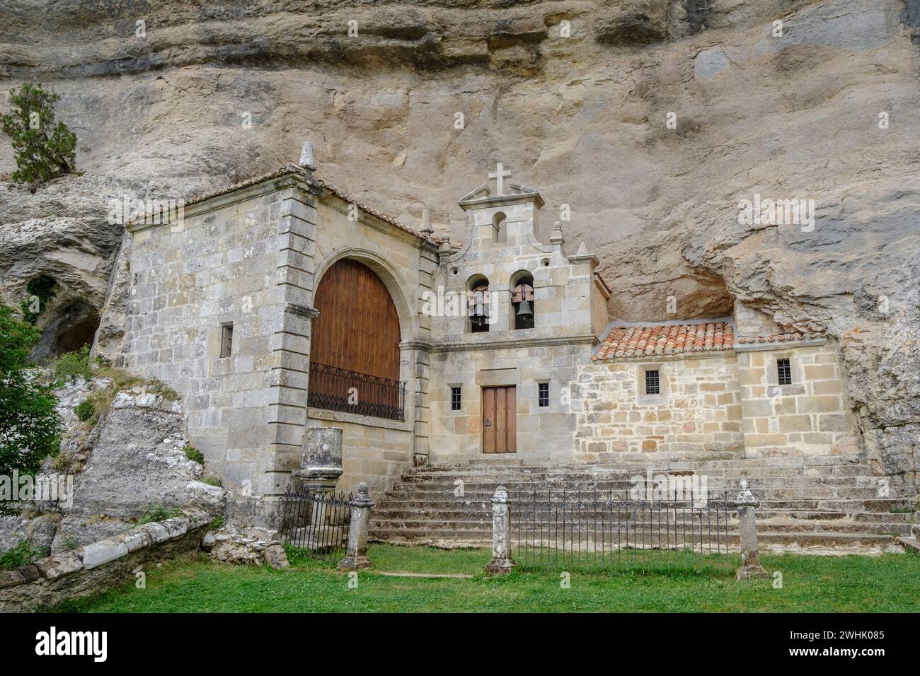 Cave Eremitage of San BernabÃ Stockfoto
