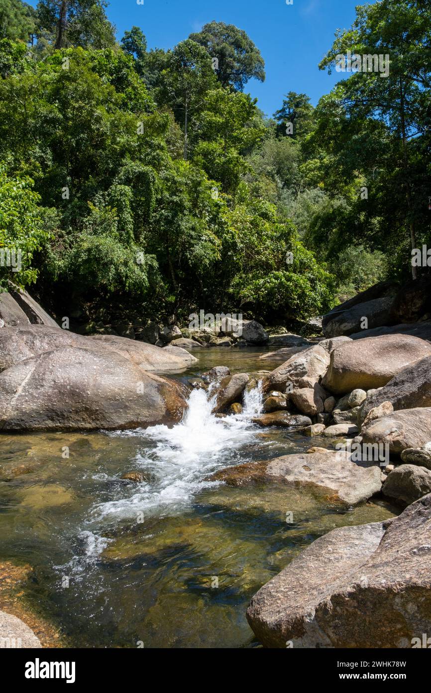 Wang Mai Pak Wasserfall, Lan Saka, Nakhon Si Thammarat, Thailand. Stockfoto