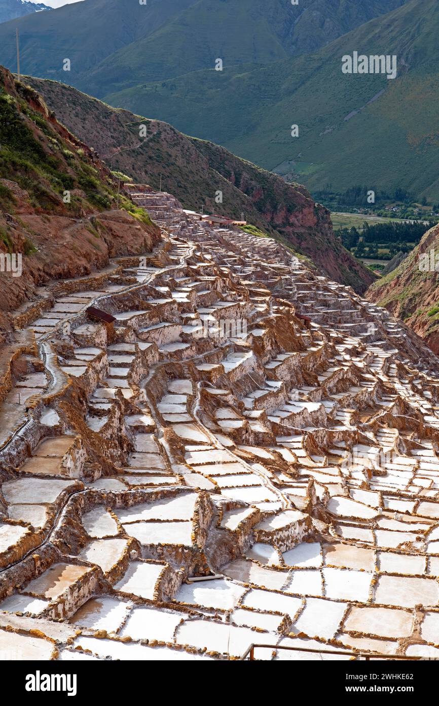 Salineras de Maras oder Salzminen von Maras, Region Cusco, Peru Stockfoto