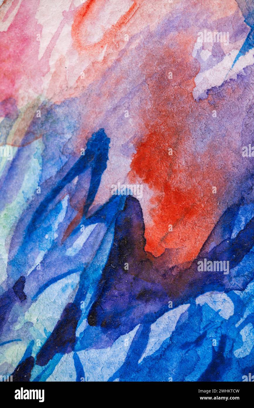 In Aquarell auf weißem Hintergrund gemalt. Handgemalter Aquarellhintergrund. Wasserfarbe waschen. Stockfoto