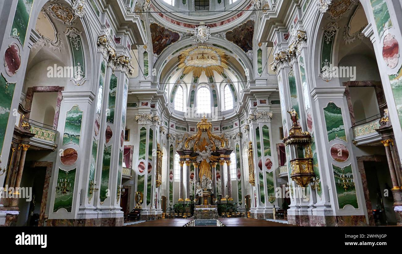 Hochaltar der Jesuitenkirche St. Ignatius und Franz Xaver in Mannheim Stockfoto