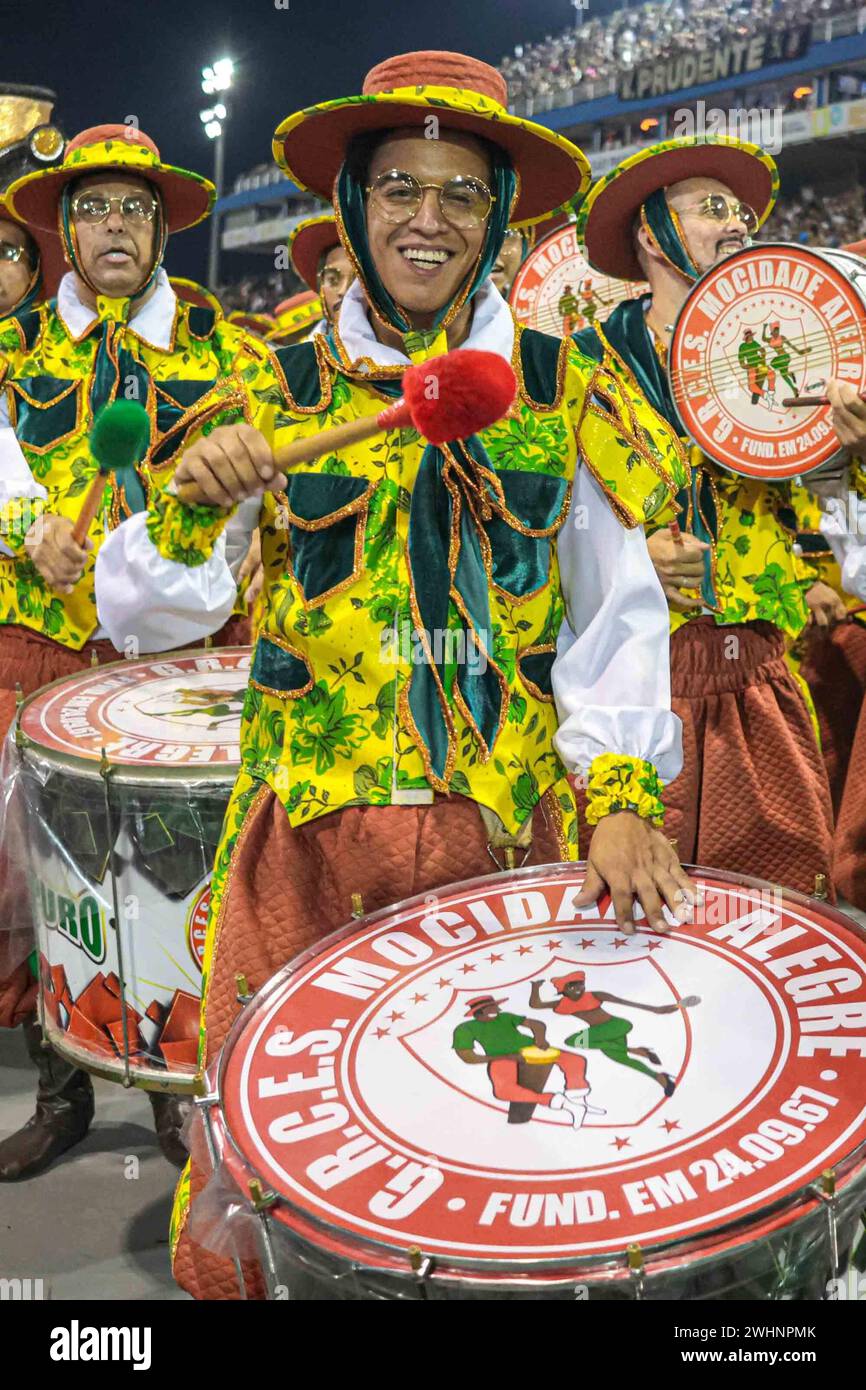 Carnaval Sp Turis 2024 - Tom Maior SAO PAULO SP, 11/2023 - Karneval SP Turis /Parade der Schulen der Sondergruppe - Mocidade Alegre, bei einer Parade am Samstag Abend im Anhembi Sambodromo, Sao Paulo 11. IMAGO / Jefferson Aguiar Sao Paulo Brasilien Copyright: XJeffersonxAguiarx Stockfoto