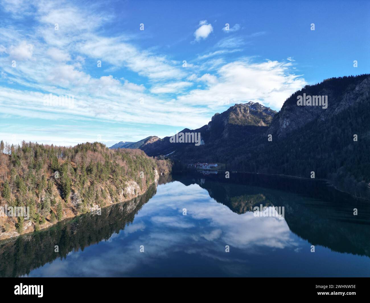 Der See neben dem Schloss Neuschwanstein in Schwangau Stockfoto