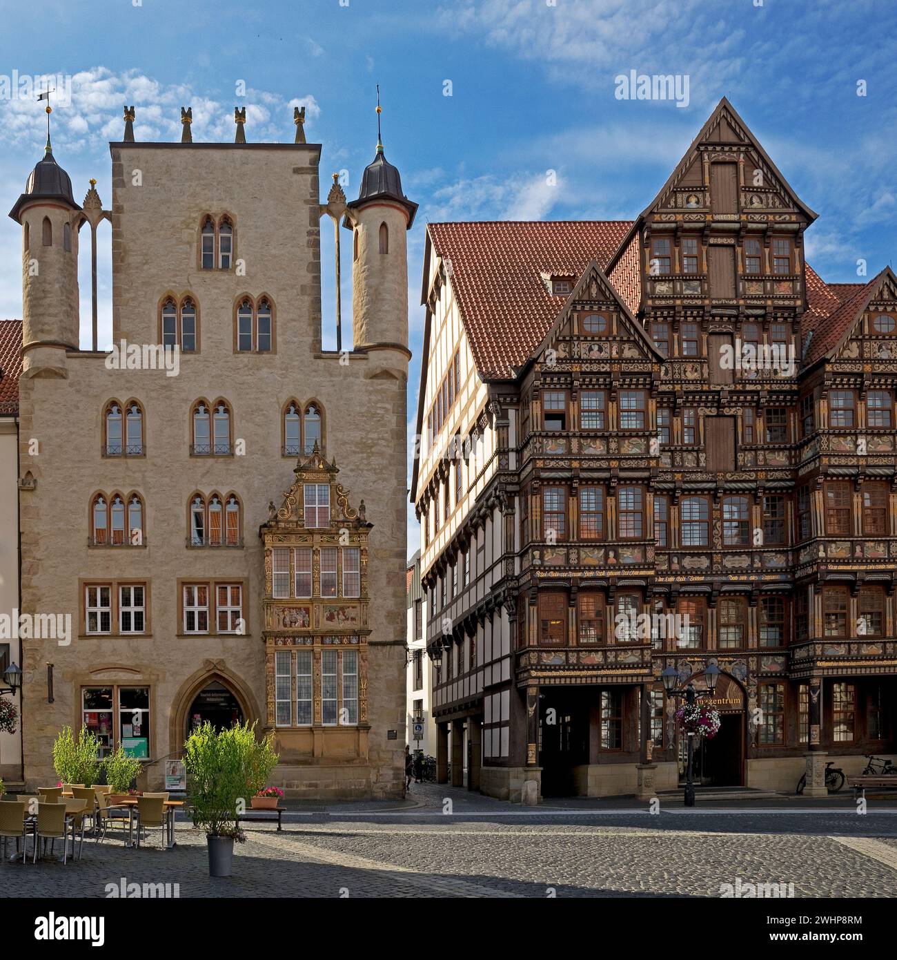 Historischer Marktplatz mit Tempelhaus und Wedekindhaus, Hildesheim, Deutschland, Europa Stockfoto