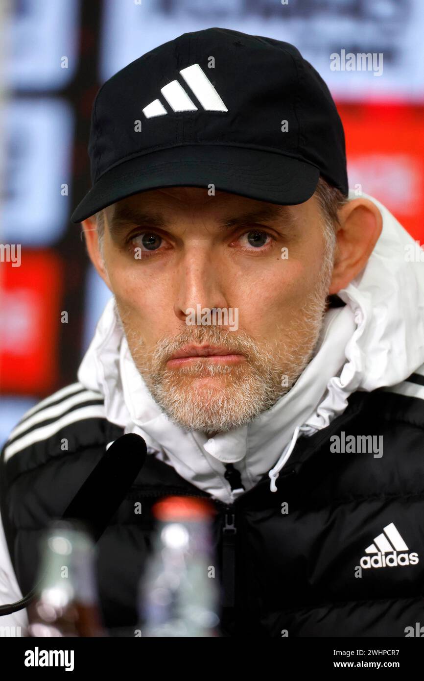 Leverkusen, Deutschland 1. Fussball-Bundesliga, 21. Spieltag, Spieltag 21 Bayer 04 Leverkusen : FC Bayern München 3-0 10. 02. 2024 in der Bay-Arena in Leverkusen Thomas TUCHEL (FCB) Foto: Norbert Schmidt, Düsseldorf Stockfoto