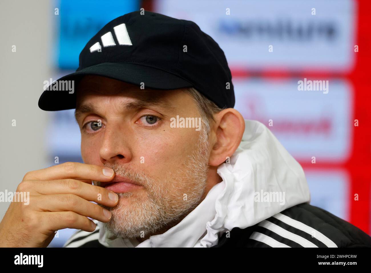 Leverkusen, Deutschland 1. Fussball-Bundesliga, 21. Spieltag, Spieltag 21 Bayer 04 Leverkusen : FC Bayern München 3-0 10. 02. 2024 in der Bay-Arena in Leverkusen Thomas TUCHEL (FCB) Foto: Norbert Schmidt, Düsseldorf Stockfoto