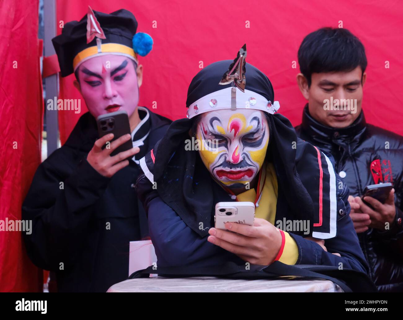 London, Großbritannien. Februar 2024. Chinesisches Neujahr: Jahr des Drachen. Lunar Silvester Parade in Chinatown. Quelle: Matthew Chattle/Alamy Live News Stockfoto