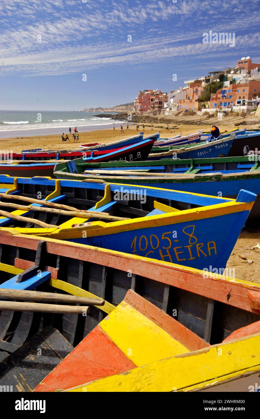 Barcas en la playa. Taghazout. Costa Atlantica. Marruecos. Magreb. Afrika. Stockfoto