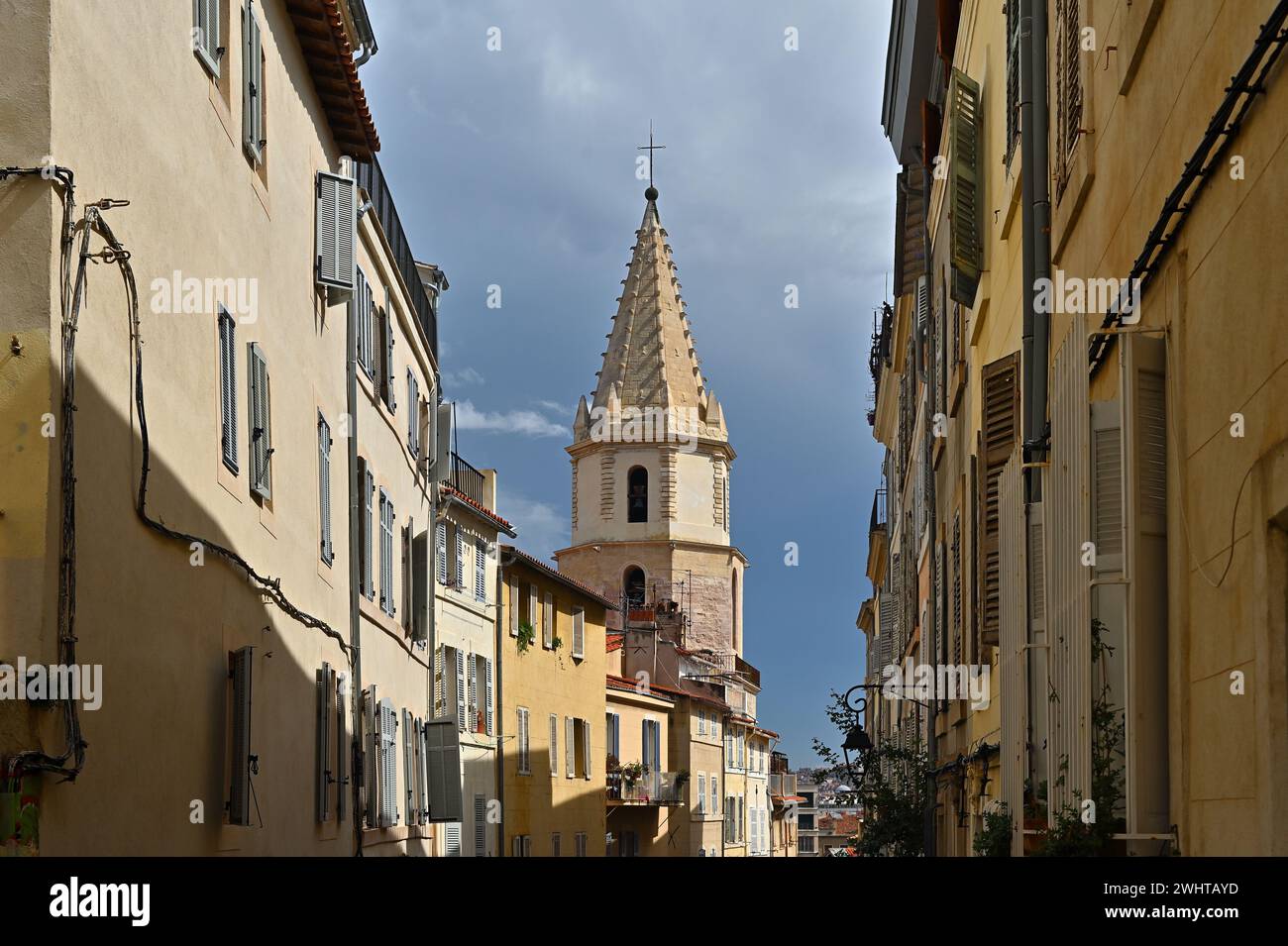 Kirche Notre-Dame-des-Accoules ab Montée des Accoules, Le Panier, Marseille, Provence, Franzisekirche Notre-Dame-des-Accoules ab Montée des AC Stockfoto