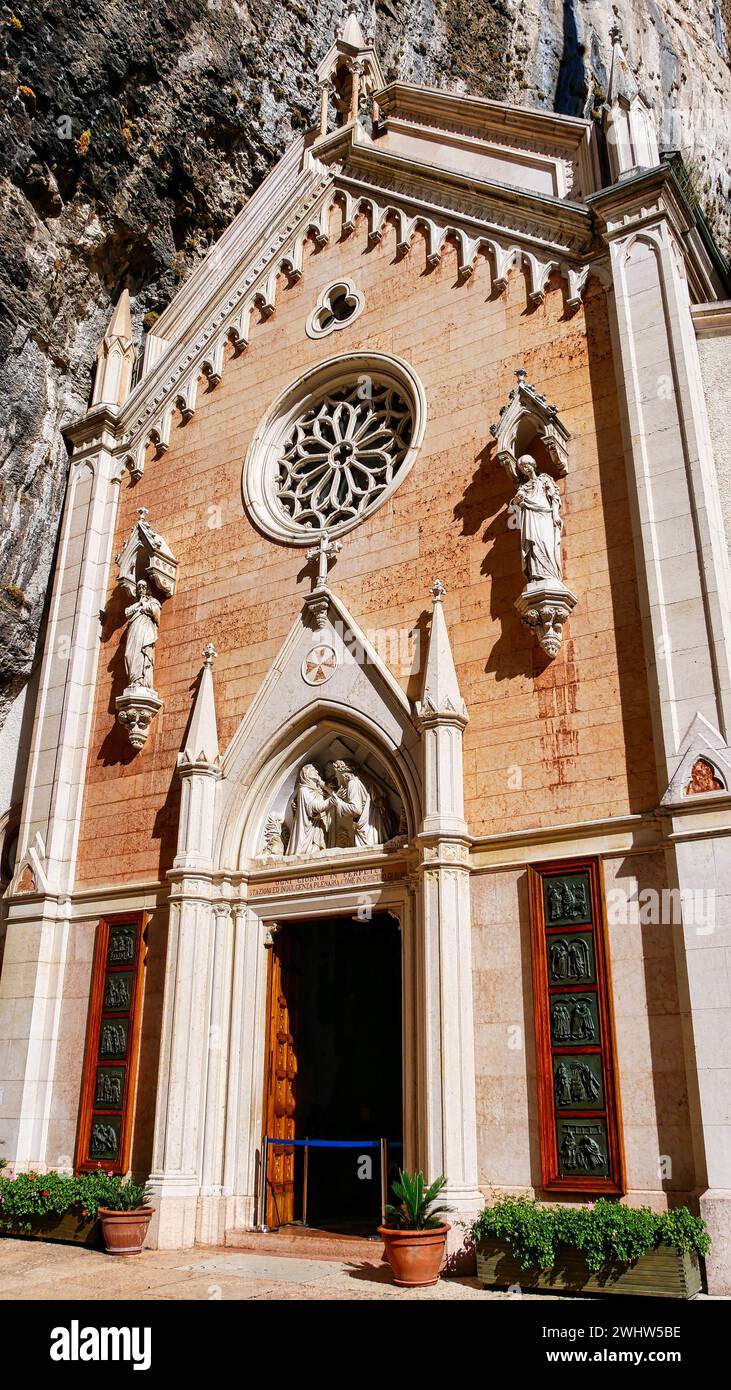 Heiligtum Madonna della Corona in Ferrara di Monte Baldo - Spiazzi / Italien Stockfoto