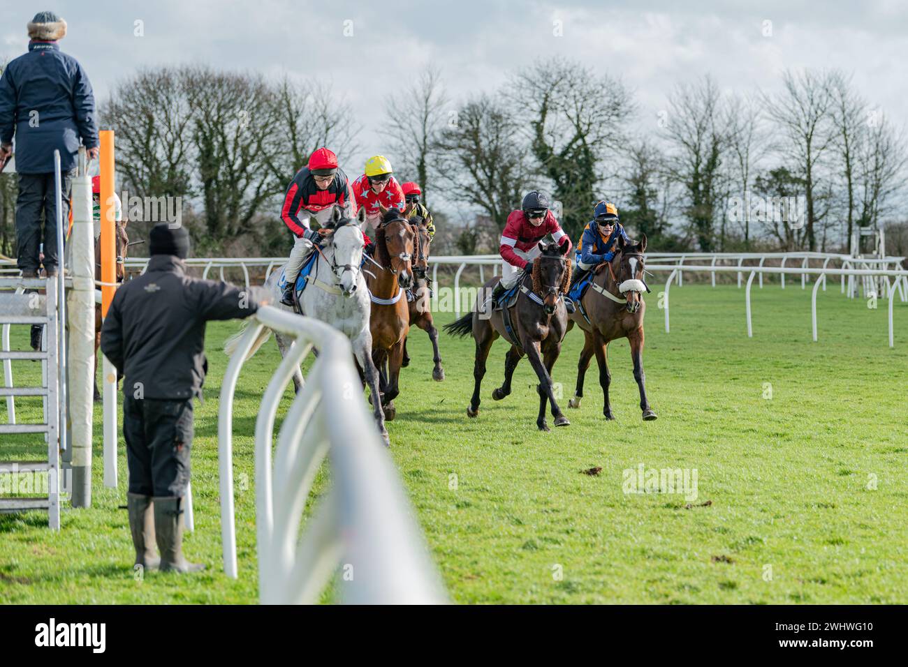 Zweites Rennen in Wincanton, Samstag, 19. Februar 2022, Steeple Chase Stockfoto