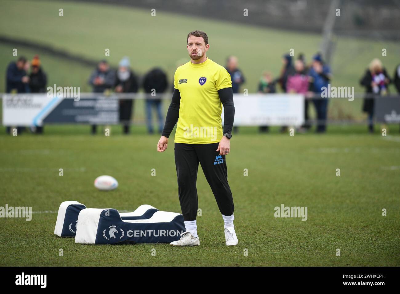 Halifax, England - 7. Februar 2024 - Danny Kirmond Assistenztrainer von Wakefield Trinity. Rugby League Challenge Cup, Siddal ARLFC vs Wakefield Trinity in Chevinedge (Siddal Sports and Community Centre), Halifax, UK Dean Williams Stockfoto