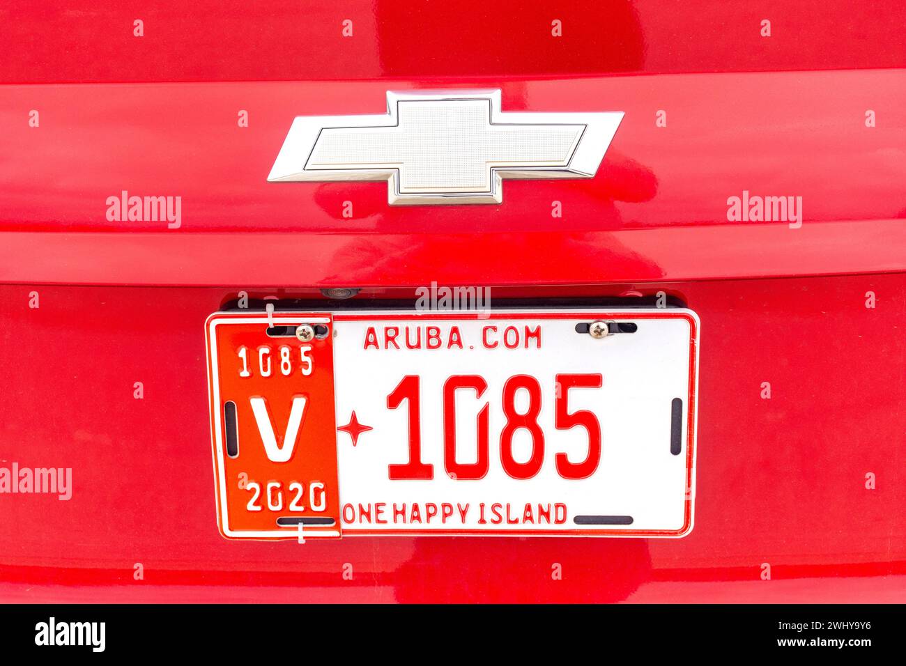 "One Happy Island" lokale Nummernschild Auto, Oranjestad, Aruba, ABC-Inseln, Leeward Antillen, Karibik Stockfoto