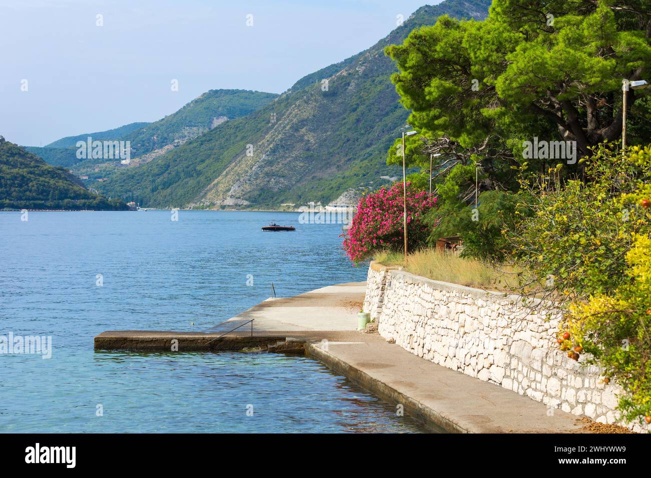 Bucht von Kotor Küste Boka Bay, Montenegro Stockfoto