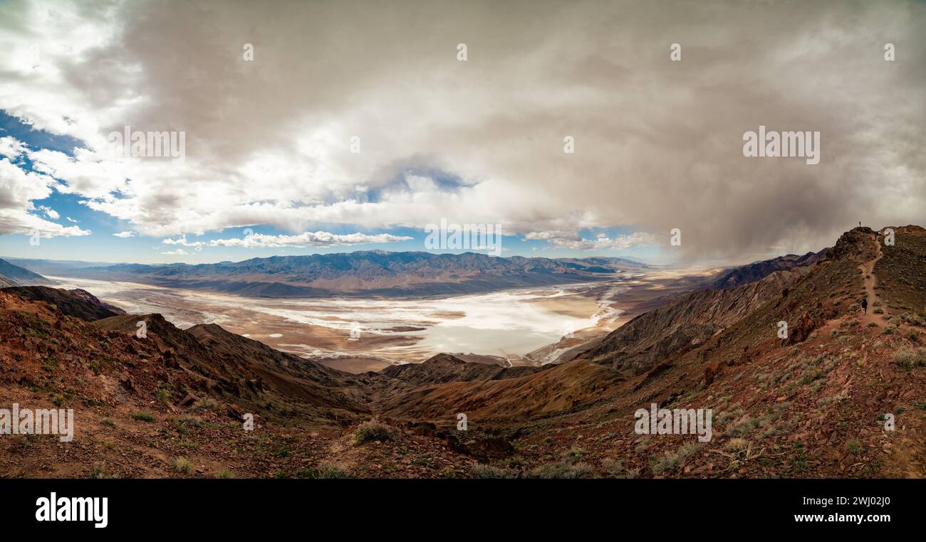 Dante's View, Death Valley National Park, Gipfelblick, Badwater Basin, extreme Hitze, sengender Su Stockfoto