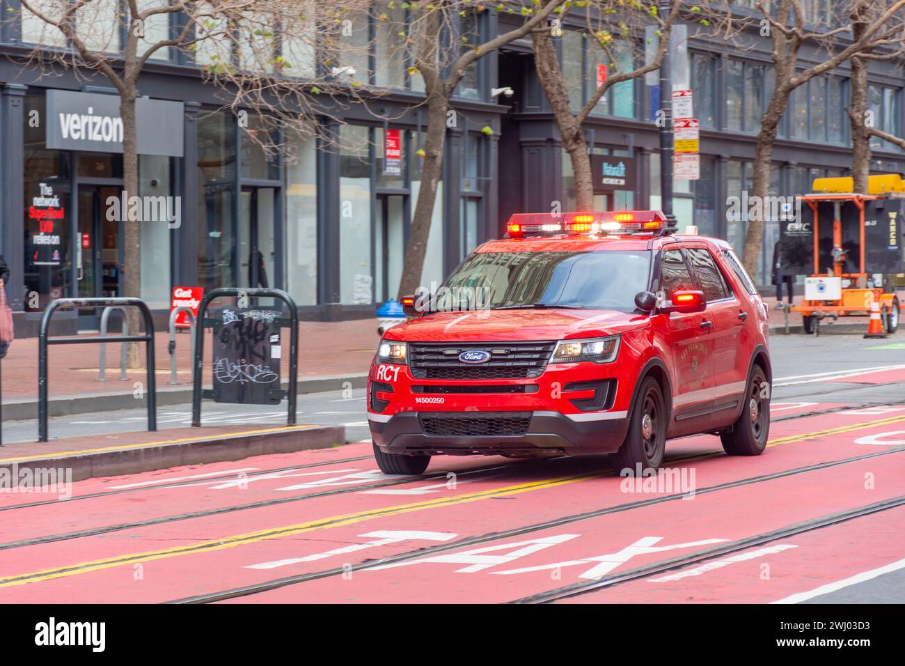 Bereitschaftsfahrzeug der Feuerwehr San Francisco, Market Street, San Francisco, Kalifornien, USA Stockfoto