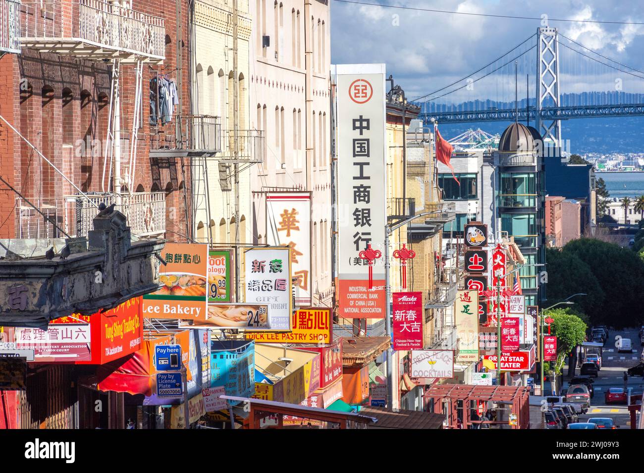 Chinesische Ladenschilder, Jackson Street, Chinatown, San Francisco, Kalifornien, Usa Stockfoto