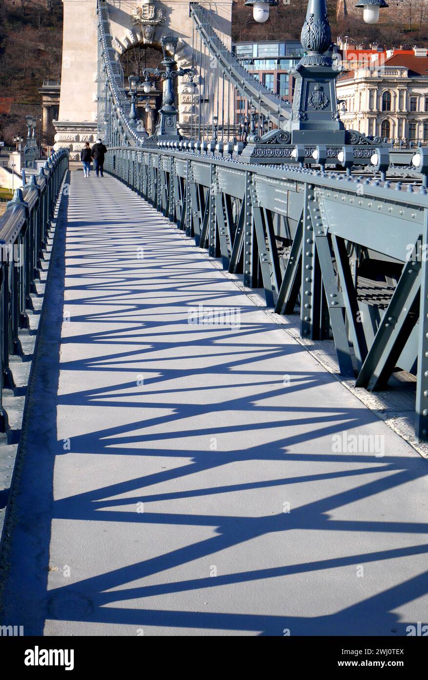 Széchenyi Kettenbrücke, Szechenyi Lanchid, überspannt die Donau zwischen Buda und Pest, Budapest, Ungarn Stockfoto