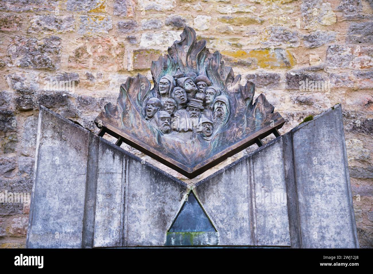 Pogrom 1298 in Rothenburg o.d.T.; Gedenkstein an der Blasius-Kapelle 1998 Stockfoto