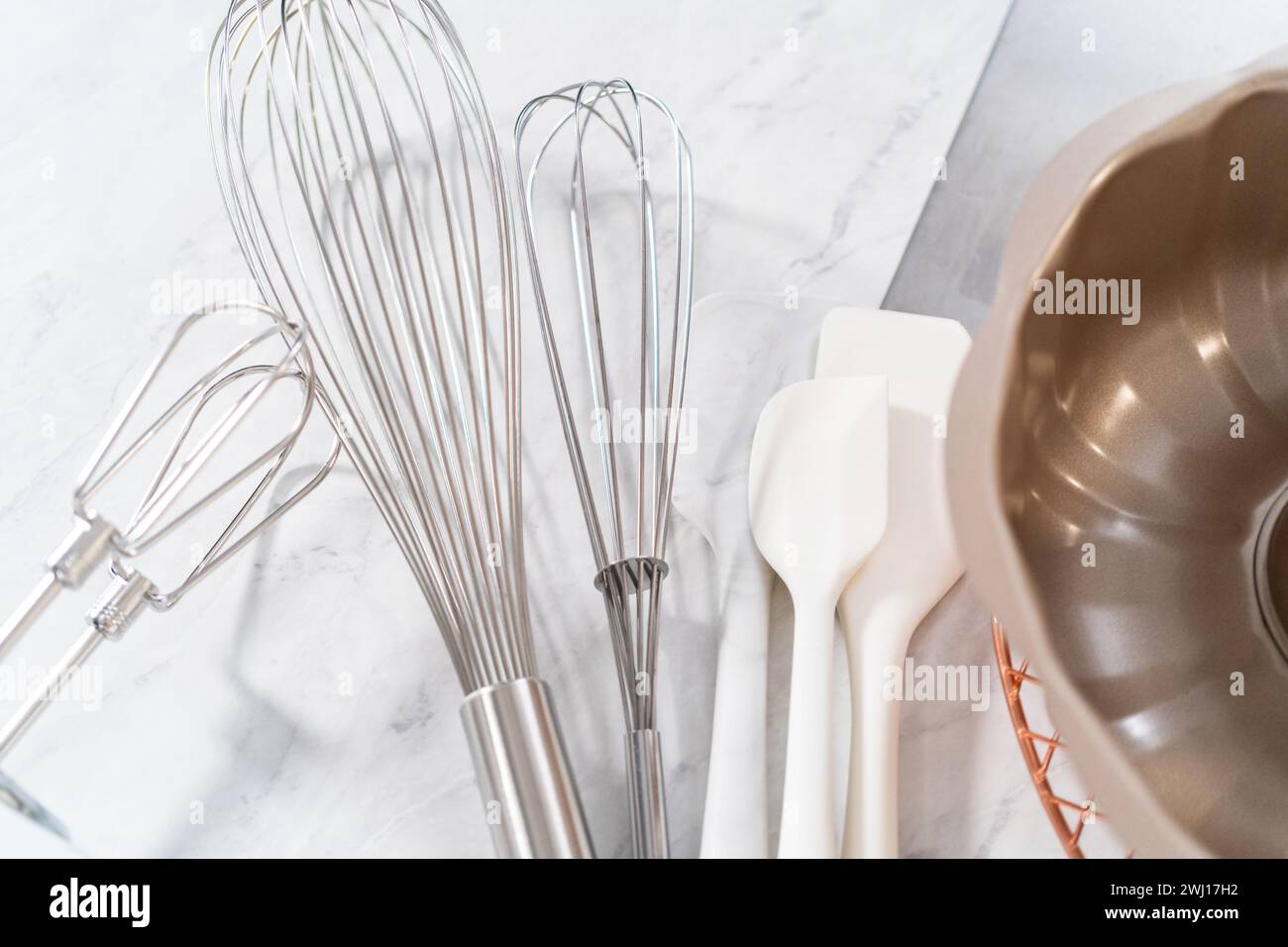 Kuchenwerkzeuge und -Ausrüstung Stockfoto
