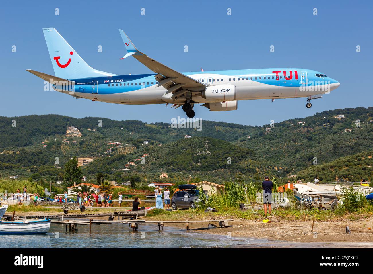 TUI Airways Boeing 737-800 Flugzeuge Skiathos Airport in Griechenland Stockfoto