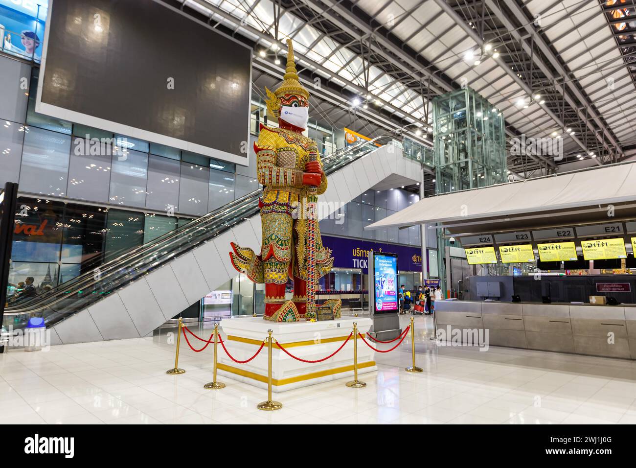 Flughafen Bangkok Suvarnabhumi BKK Airport Terminal in Thailand Stockfoto