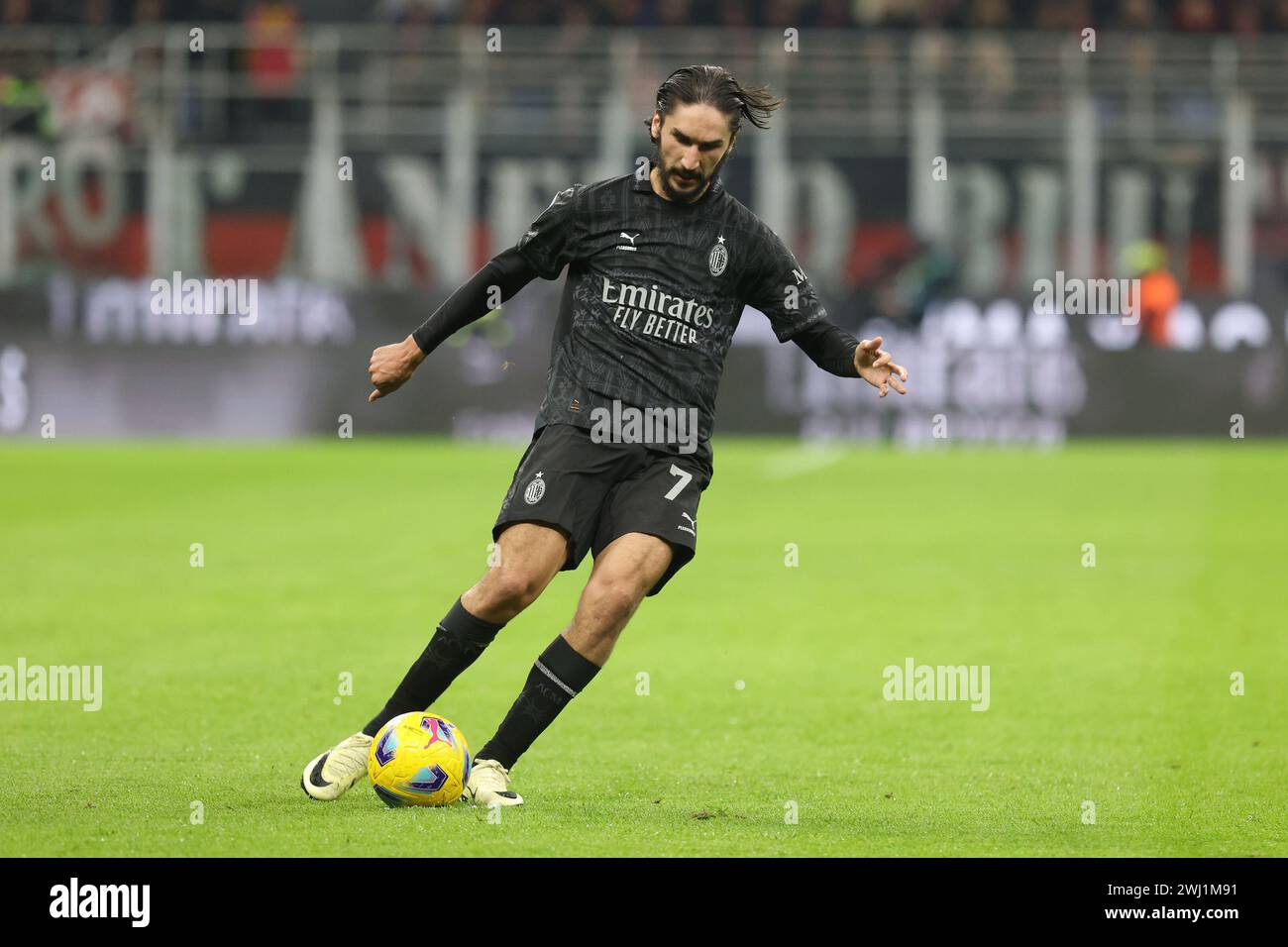 Mailand, Italien. Februar 2024. 11. Februar 2024 Mailand Italien - Sport, Fußball - AC Mailand vs SSC Neapel - Fußballmeisterschaft 2023/2024 - Stadio San Siro - im Bild: Yacine Adli (7 AC Mailand) Credit: Kines Milano/Alamy Live News Stockfoto