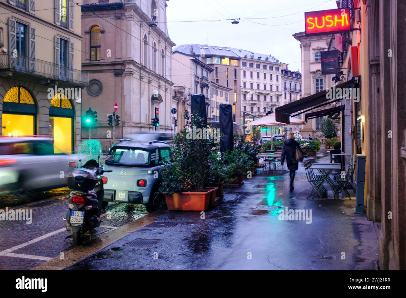 Straße in Mailand (Via Meravigli) Stockfoto