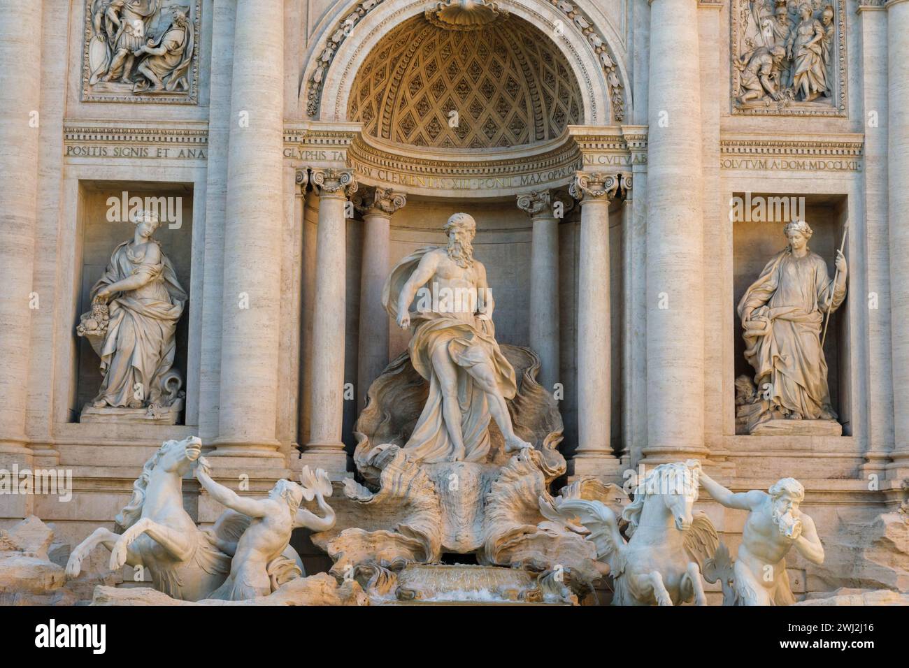 Detail der Trevi-Brunnen in Rom, Italien Stockfoto