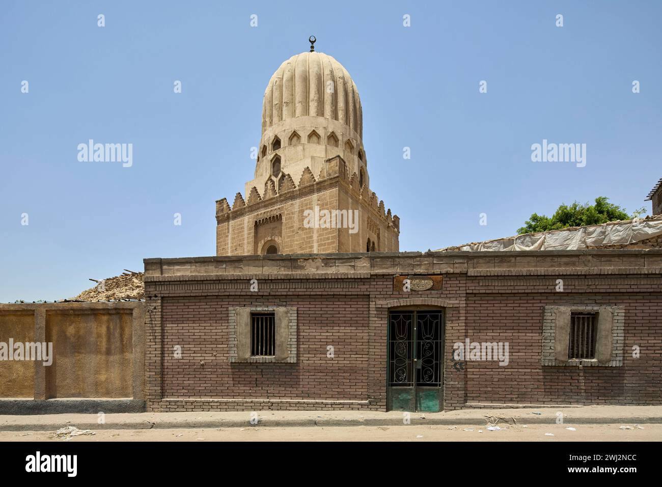 Mausoleum von Amir Tashtimur in der Stadt der Toten, Nordfriedhof in Kairo, Ägypten Stockfoto