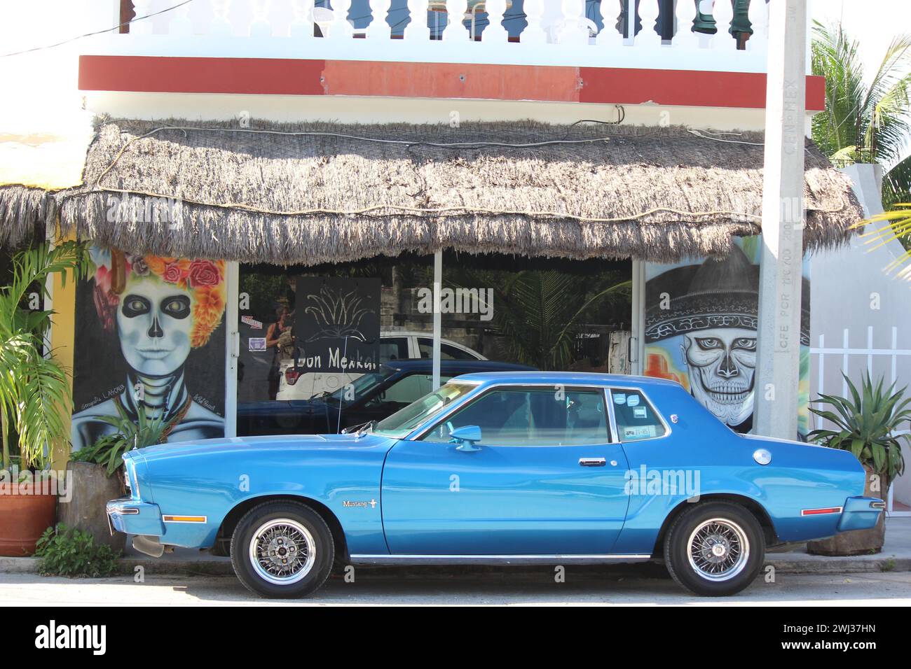 Ältere Autotechnologie, wie sie bei Oldtimern zu sehen ist Stockfoto