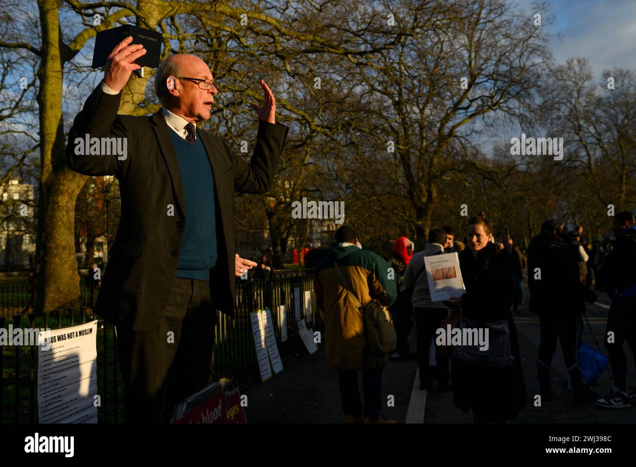 Ein christlicher Prediger, Speakers' Corner, Hyde Park, London. Speakers' Corner ist ein traditioneller Open-Air-Veranstaltungsort, an dem Menschen ihre Ansichten äußern. Peo Stockfoto