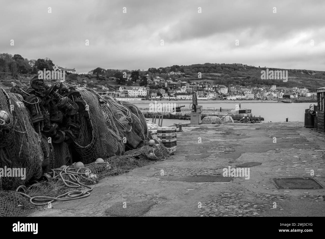 Landschaftsfoto des Hafens von Lyme Regis in Dorset Stockfoto