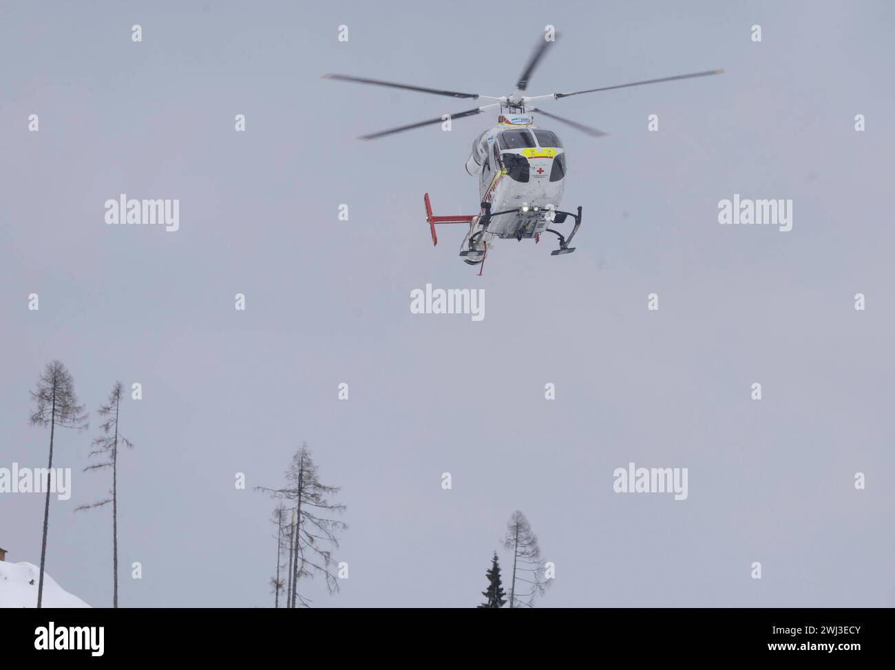 12.02.2024, Zauchensee, AUT, unterwegs in Salzburg, Themenbild, Verschiedene Themenbilder, Symbolbild, Notarzthubschrauber, im Bild Rettungshubschrauber, Notarzthubschrauber, erste Hilfe, Martin, Flugrettung, *** 12 02 2024, Zauchensee, AUT, unterwegs in Salzburg, Themenbild, verschiedene Themenbilder, Symbolbild, Nothubschrauber, auf dem Bild Rettungshubschrauber, Notfallhubschrauber, erste Hilfe, Martin, Luftrettung, Stockfoto